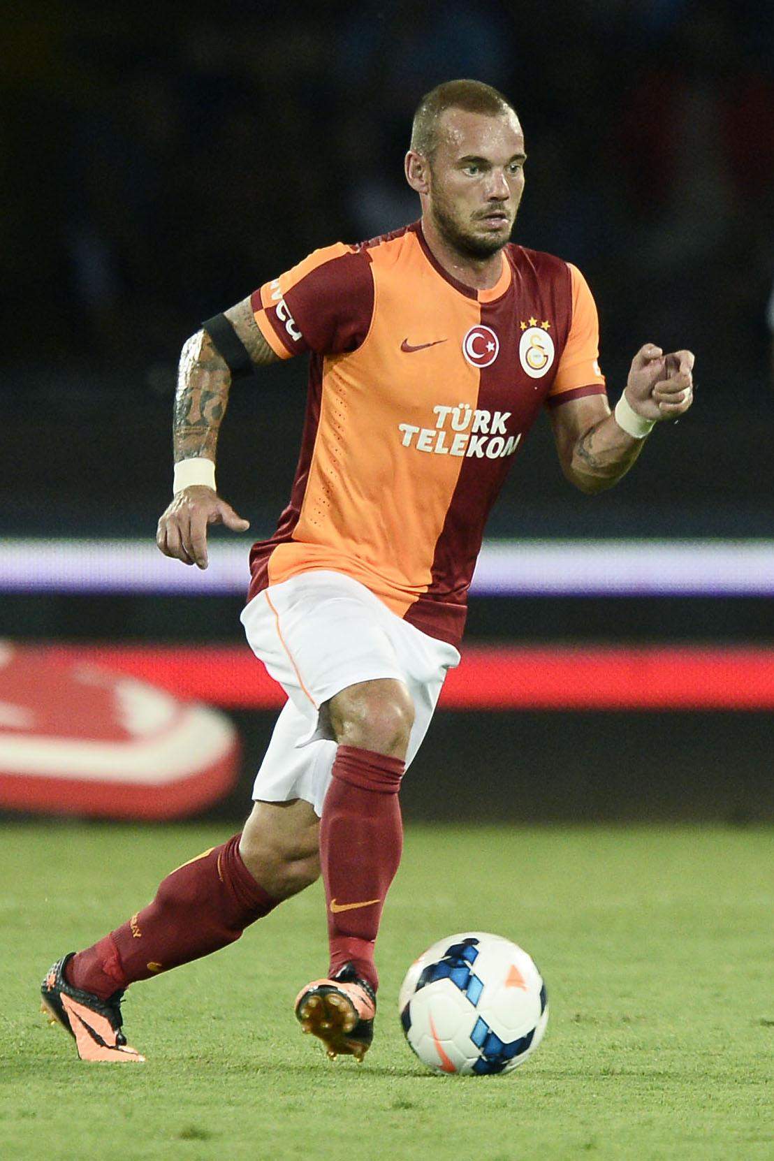 Sneijder Wesley Galatasaray 2013 azione ifa